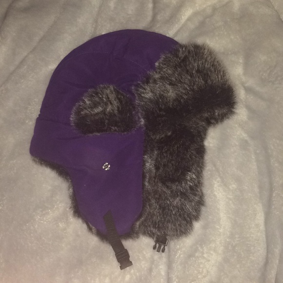 Winter hats - Picture 2 of 4